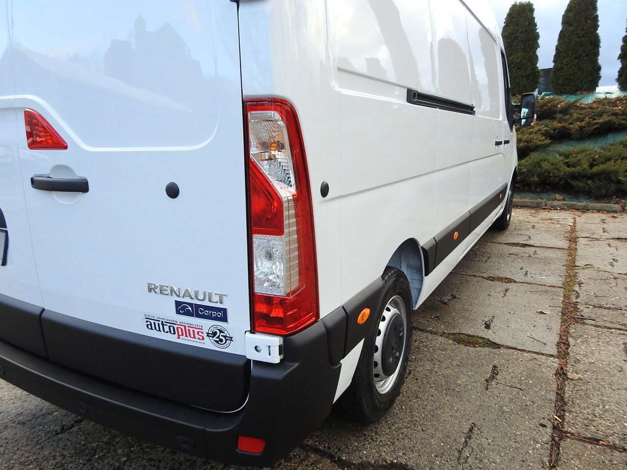 Chladiarenská dodávka RENAULT MASTER NEW REFRIGERATOR VAN -10*C AIR CONDITIONING MANUFACTURERS 135HP: obrázok 18 Chladiarenská dodávka RENAULT MASTER NEW REFRIGERATOR VAN -10*C AIR CONDITIONING MANUFACTURERS 135HP: obrázok 18