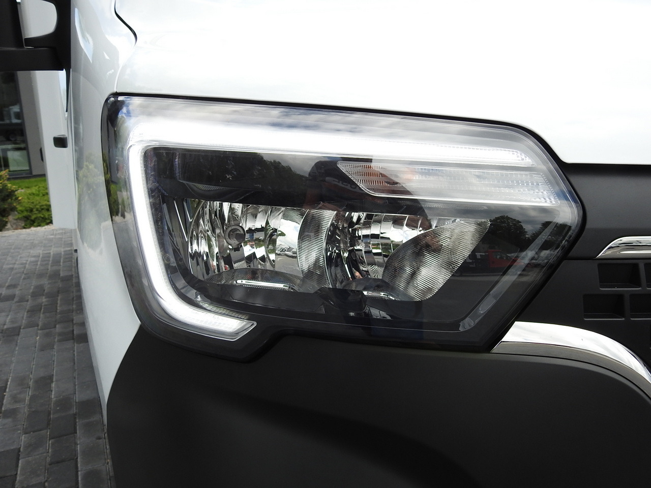 Nový Chladiarenská dodávka RENAULT MASTER NEW REGRIGERATOR BOX -10*C 8 PALLETS CRUISE CONTROL AIR CONDITIONING LED LIGHTS GUARANTEE 165HP: obrázok 21 Nový Chladiarenská dodávka RENAULT MASTER NEW REGRIGERATOR BOX -10*C 8 PALLETS CRUISE CONTROL AIR CONDITIONING LED LIGHTS GUARANTEE 165HP: obrázok 21