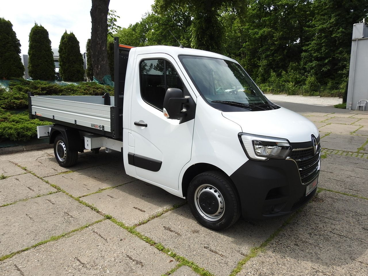 RENAULT MASTER - Dodávka sklápač: obrázok 4 RENAULT MASTER - Dodávka sklápač: obrázok 4