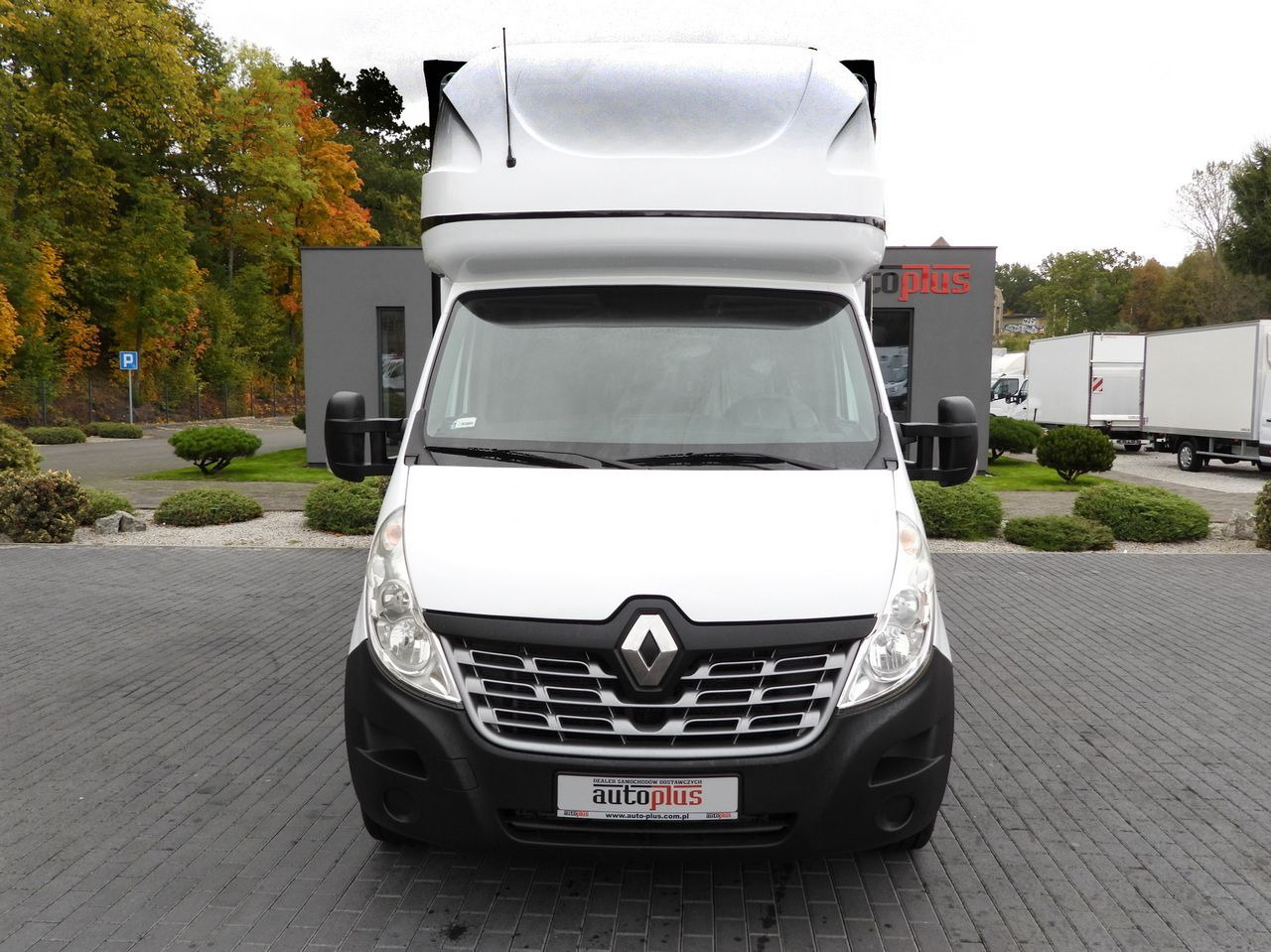 RENAULT MASTER TARPAULIN 10 PALLETS WEBASTO CRUISE CONTROL AIR CONDITIONING 170HP - Plachtová dodávka: obrázok 5 RENAULT MASTER TARPAULIN 10 PALLETS WEBASTO CRUISE CONTROL AIR CONDITIONING 170HP - Plachtová dodávka: obrázok 5