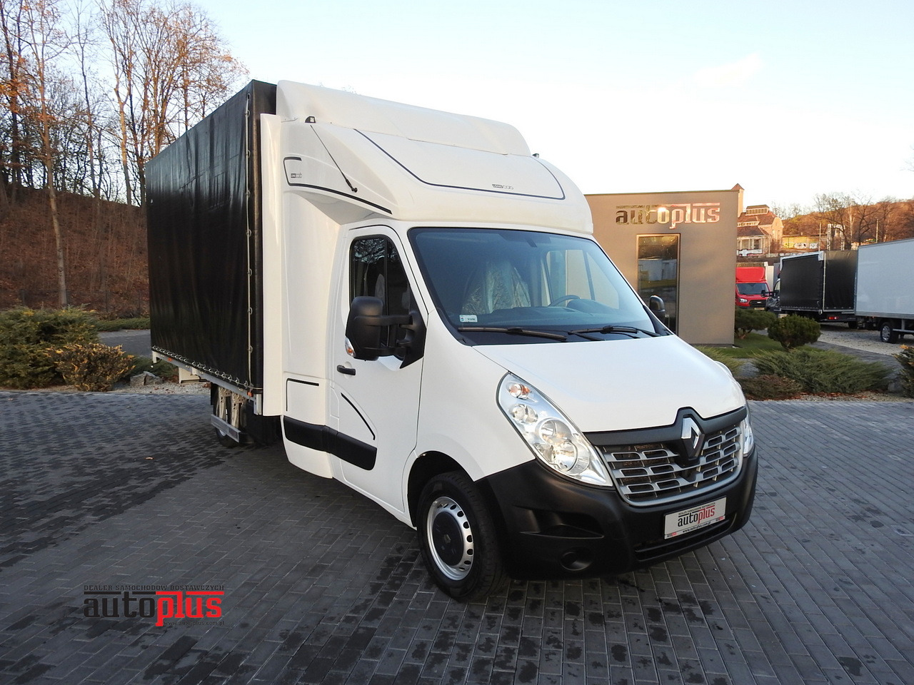 RENAULT MASTER TARPAULIN 10 PALLETS WEBASTO CRUISE CONTROL AIR CONDITIONING PNEUMATICS AUTOMATIC TRANSMISSION 170HP - Plachtová dodávka: obrázok 1 RENAULT MASTER TARPAULIN 10 PALLETS WEBASTO CRUISE CONTROL AIR CONDITIONING PNEUMATICS AUTOMATIC TRANSMISSION 170HP - Plachtová dodávka: obrázok 1