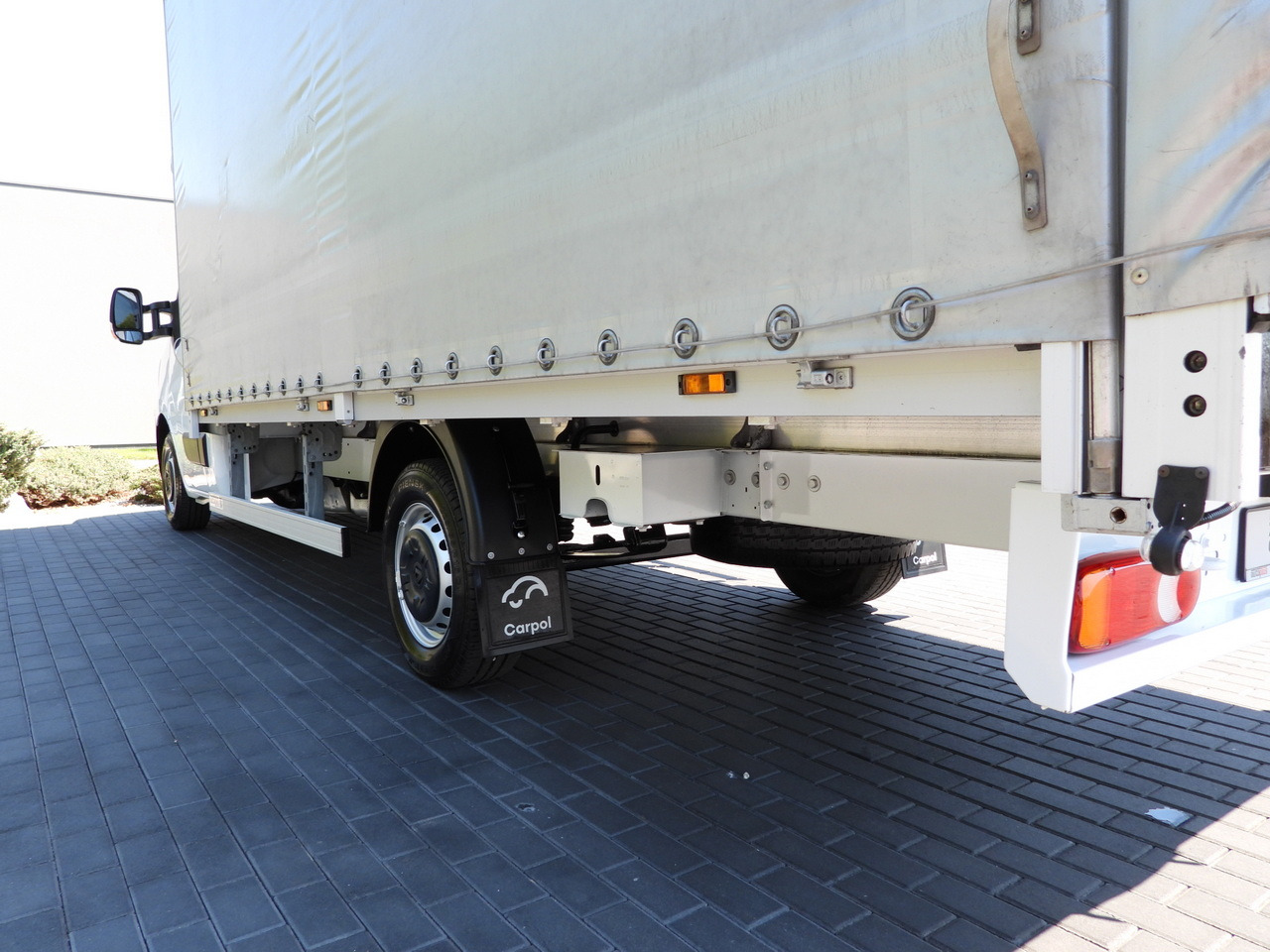 Plachtová dodávka RENAULT MASTER  TARPAULIN 10 PALLETS WEBASTO CRUISE CONTROL LED LIGHTS PNEUMATICS AIR CONDITIONING  165HP: obrázok 27
