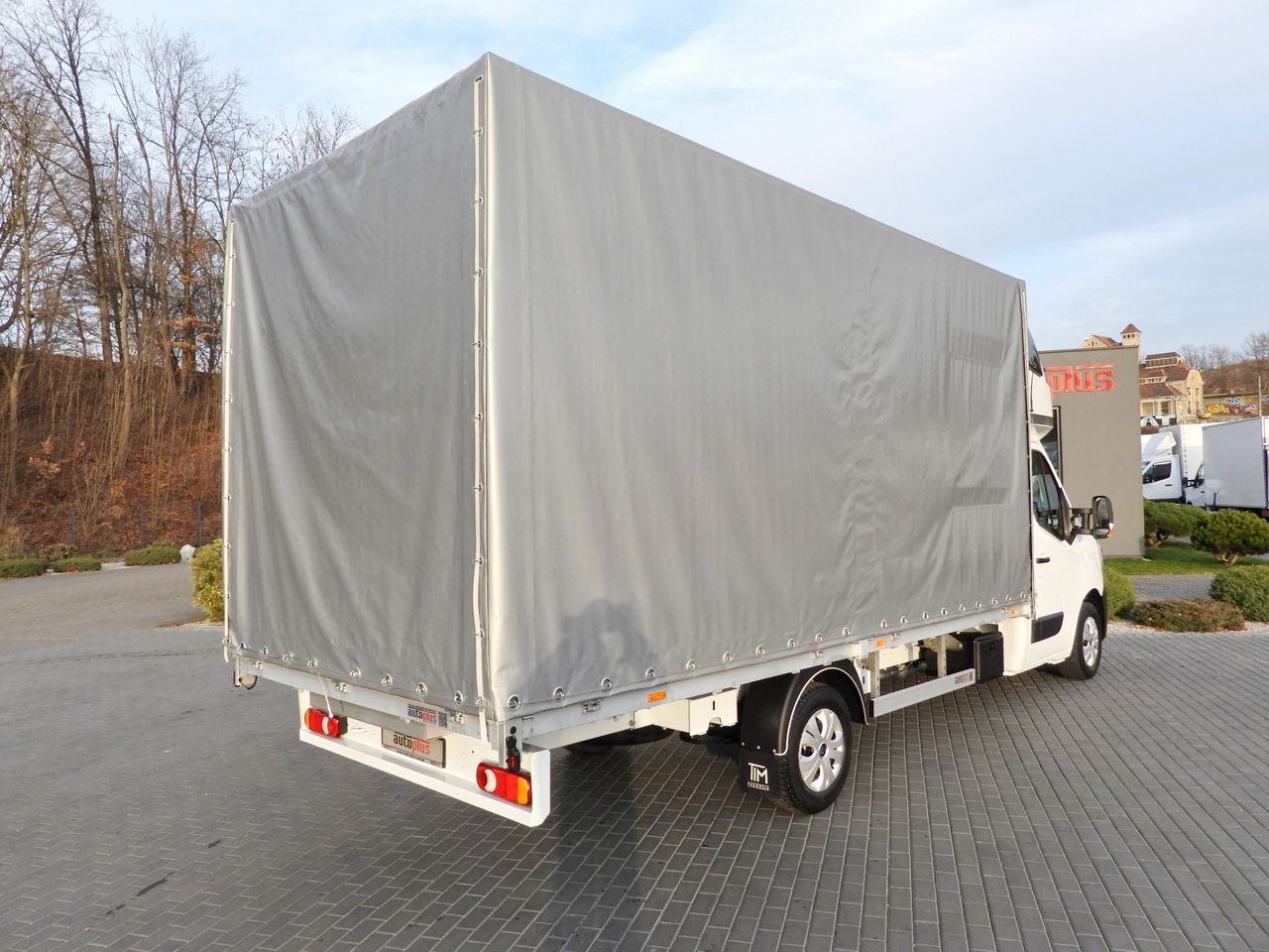 RENAULT MASTER TARPAULIN 10 PALLETS WEBASTO CRUISE CONTROL LED LIGHTS PNEUMATICS AIR CONDITIONING 165HP - Plachtová dodávka: obrázok 3 RENAULT MASTER TARPAULIN 10 PALLETS WEBASTO CRUISE CONTROL LED LIGHTS PNEUMATICS AIR CONDITIONING 165HP - Plachtová dodávka: obrázok 3