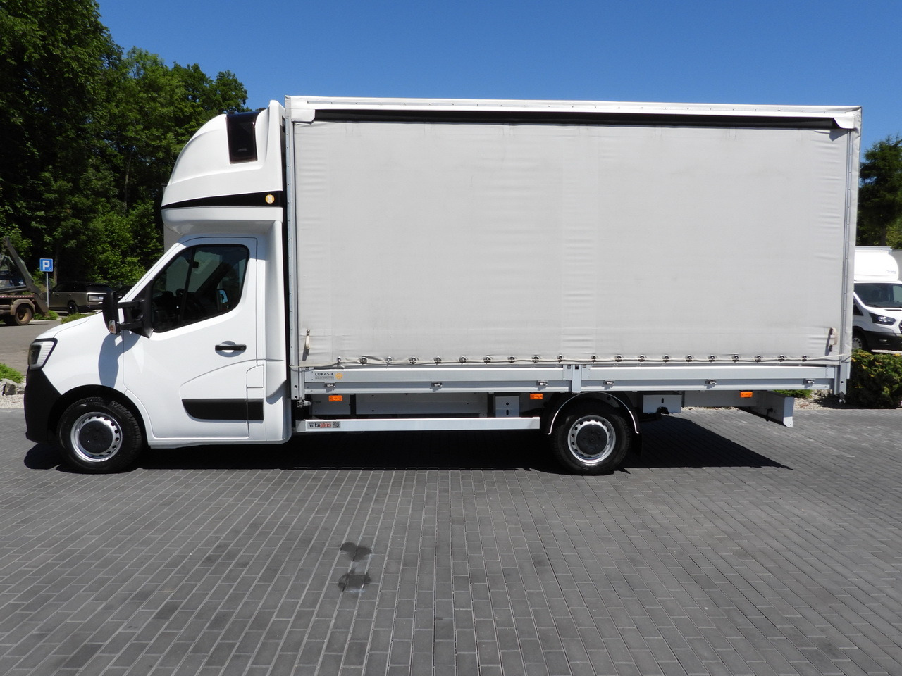 Plachtová dodávka RENAULT MASTER  TARPAULIN 10 PALLETS WEBASTO CRUISE CONTROL LED LIGHTS PNEUMATICS AIR CONDITIONING  165HP: obrázok 8