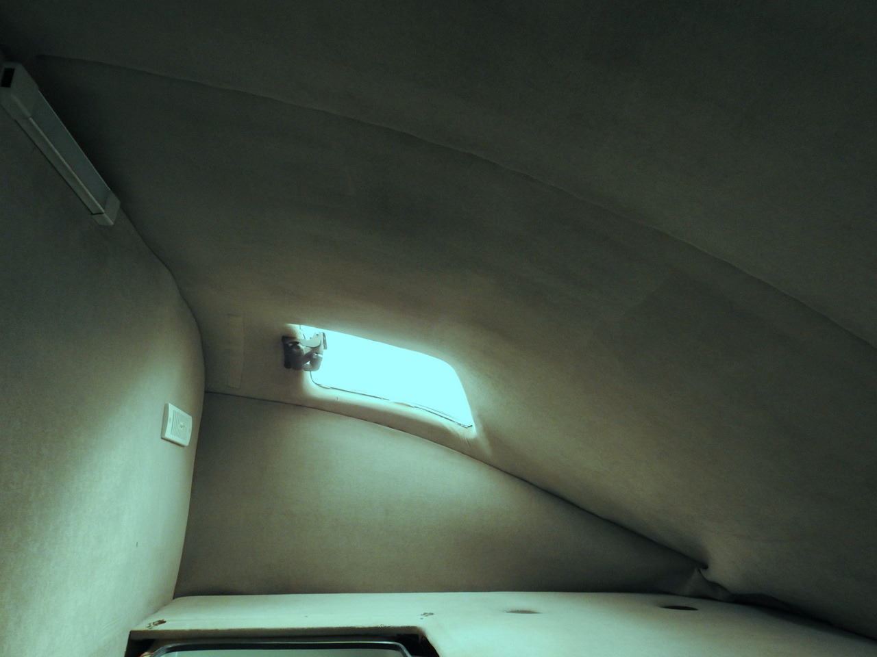 Plachtová dodávka RENAULT MASTER TARPAULIN 8 PALLETS WEBASTO CRUISE CONTROL NAVIGATION AIR CONDITIONING PNEUMATICS 170HP: obrázok 40 Plachtová dodávka RENAULT MASTER TARPAULIN 8 PALLETS WEBASTO CRUISE CONTROL NAVIGATION AIR CONDITIONING PNEUMATICS 170HP: obrázok 40