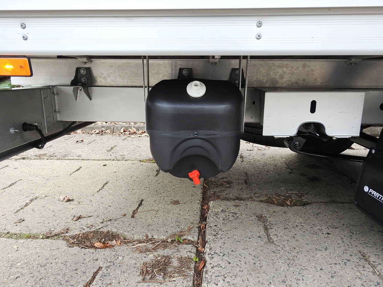 Plachtová dodávka RENAULT MASTER TARPAULIN 8 PALLETS WEBASTO CRUISE CONTROL NAVIGATION AIR CONDITIONING PNEUMATICS 170HP: obrázok 21 Plachtová dodávka RENAULT MASTER TARPAULIN 8 PALLETS WEBASTO CRUISE CONTROL NAVIGATION AIR CONDITIONING PNEUMATICS 170HP: obrázok 21