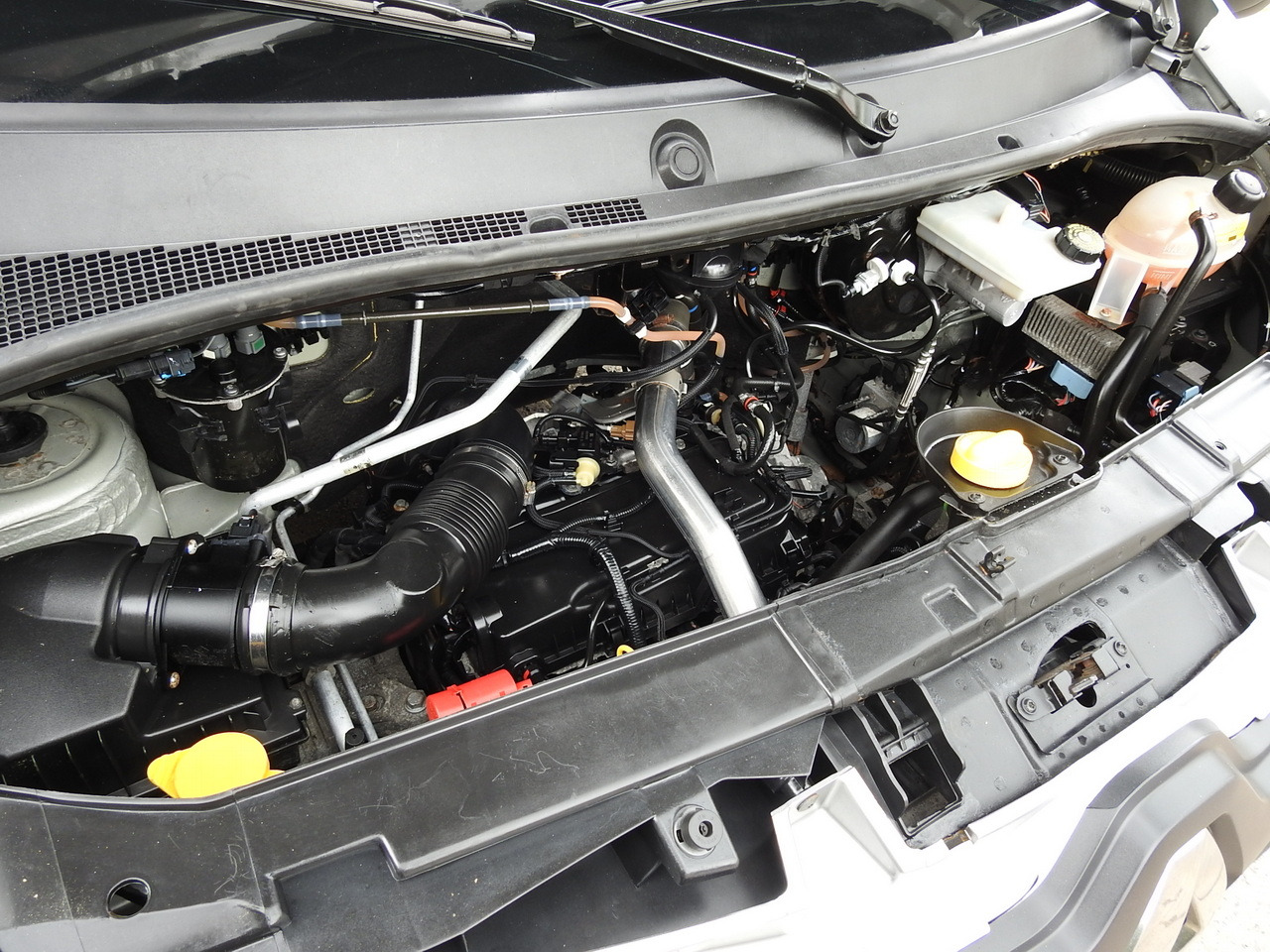 Plachtová dodávka RENAULT MASTER TARPAULIN 8 PALLETS WEBASTO CRUISE CONTROL NAVIGATION AIR CONDITIONING PNEUMATICS 170HP: obrázok 24 Plachtová dodávka RENAULT MASTER TARPAULIN 8 PALLETS WEBASTO CRUISE CONTROL NAVIGATION AIR CONDITIONING PNEUMATICS 170HP: obrázok 24