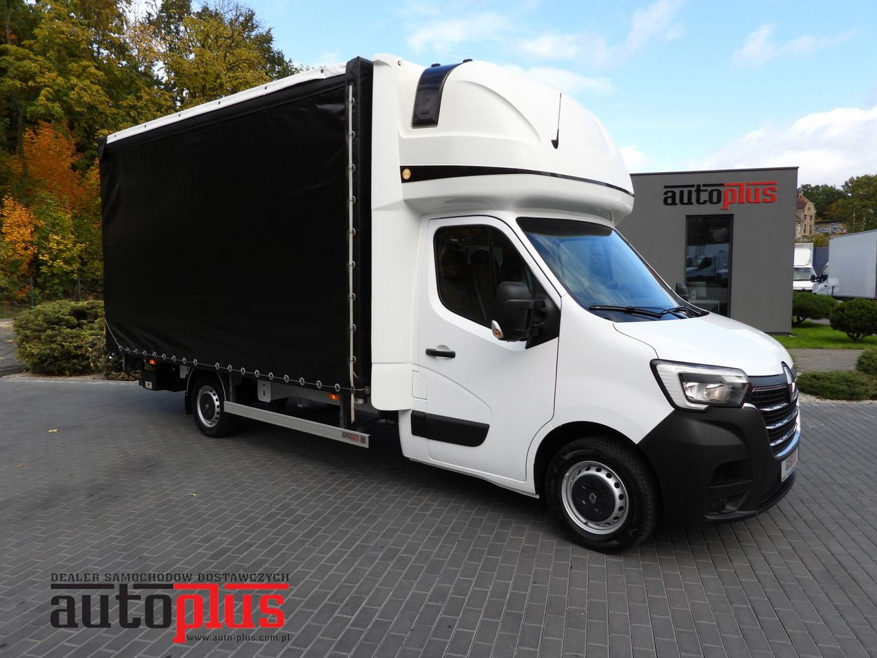 RENAULT MASTER TARPAULIN LIFT 10 PALLETS CRUISE CONTROL LED LIGHTS AIR CONDITIONING 165HP - Plachtová dodávka: obrázok 1 RENAULT MASTER TARPAULIN LIFT 10 PALLETS CRUISE CONTROL LED LIGHTS AIR CONDITIONING 165HP - Plachtová dodávka: obrázok 1
