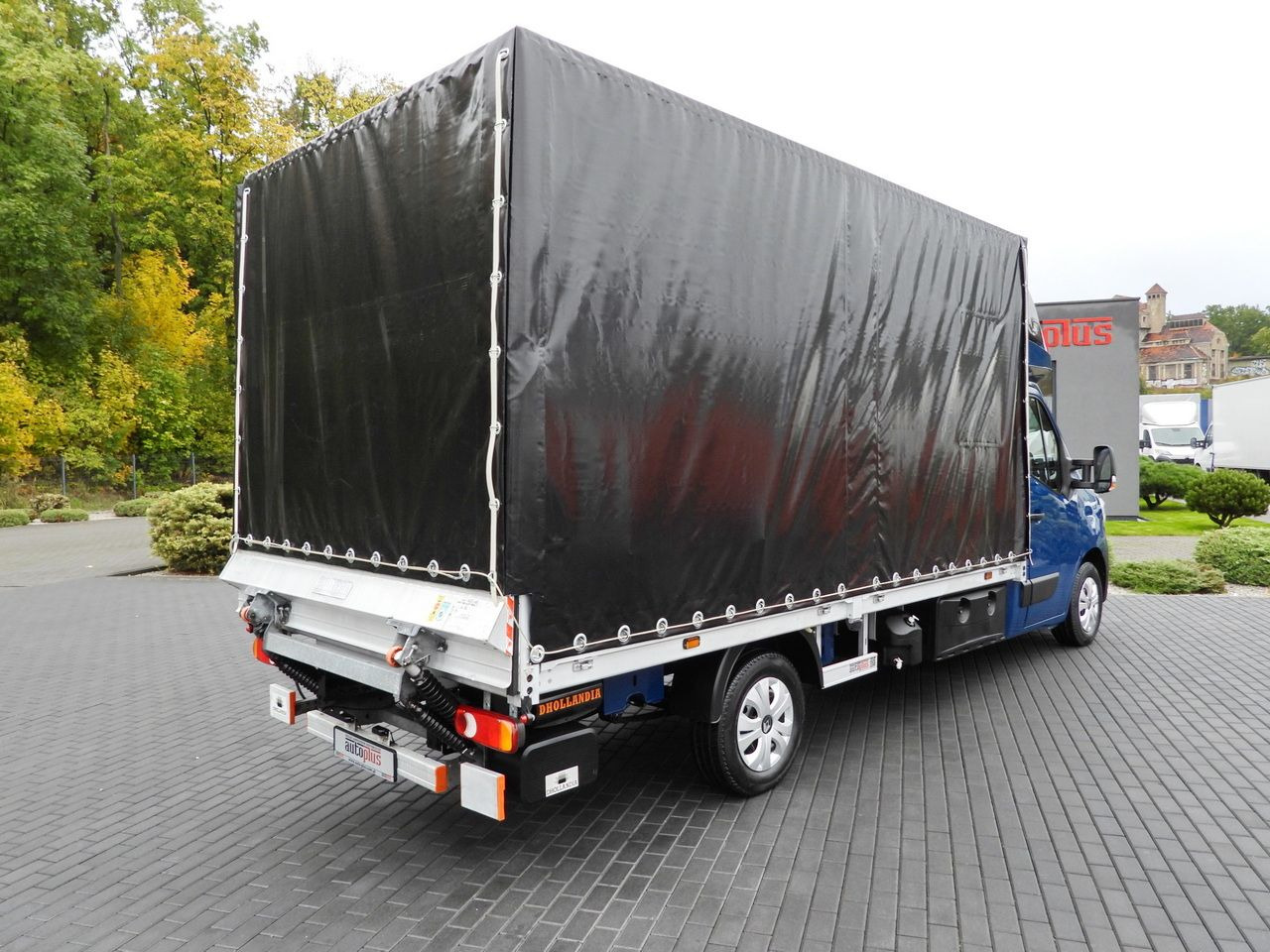 RENAULT MASTER TARPAULIN LIFT 8 PALLETS WEBASTO CRUISE CONTROL LED LIGHTS AIR CONDITIONING 165HP - Plachtová dodávka: obrázok 3 RENAULT MASTER TARPAULIN LIFT 8 PALLETS WEBASTO CRUISE CONTROL LED LIGHTS AIR CONDITIONING 165HP - Plachtová dodávka: obrázok 3