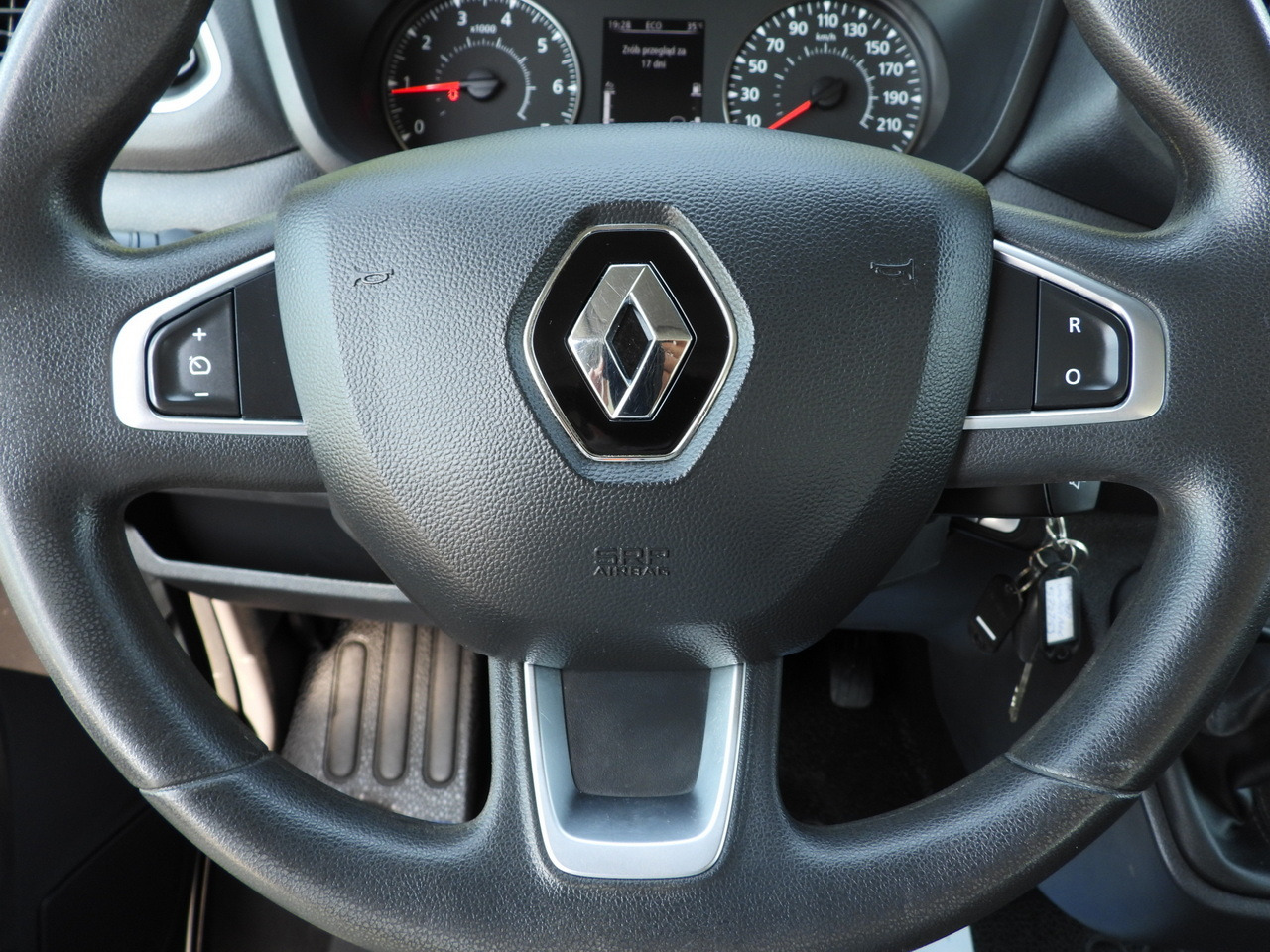 Dodávka sklápač RENAULT MASTER TIPPER DOUBLE CABIN DOKA 6 SEATS CRUISE CONTROL LED LIGHTS TWIN WHEELS AIR CONDITIONING 130HP: obrázok 28 Dodávka sklápač RENAULT MASTER TIPPER DOUBLE CABIN DOKA 6 SEATS CRUISE CONTROL LED LIGHTS TWIN WHEELS AIR CONDITIONING 130HP: obrázok 28