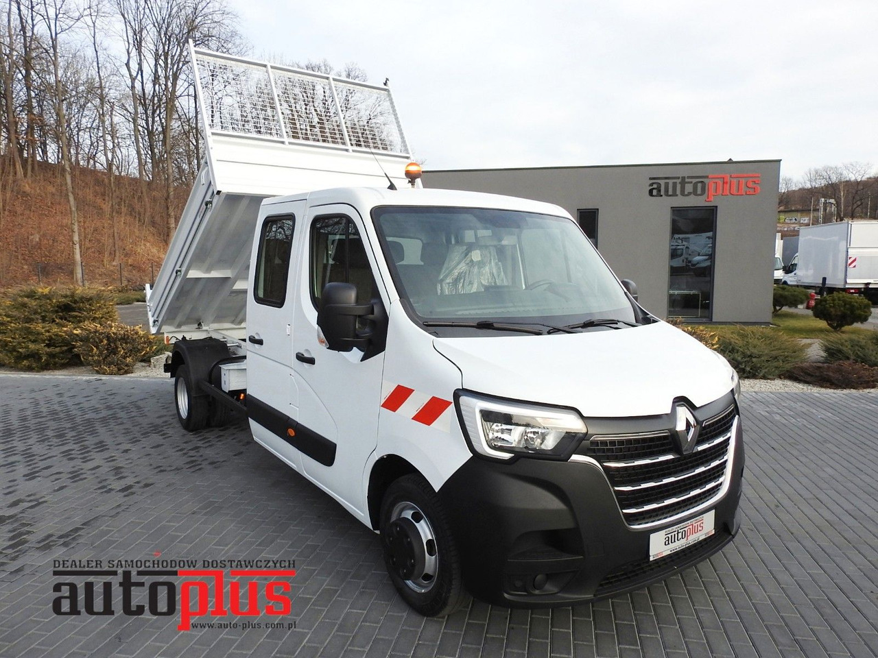 Renault MASTER KIPPER DOPPELKABINE DOKA 6 SITZE TEMPOMAT - Dodávka sklápač, Dodávkа s dvojitou kabínou: obrázok 1 Renault MASTER KIPPER DOPPELKABINE DOKA 6 SITZE TEMPOMAT - Dodávka sklápač, Dodávkа s dvojitou kabínou: obrázok 1