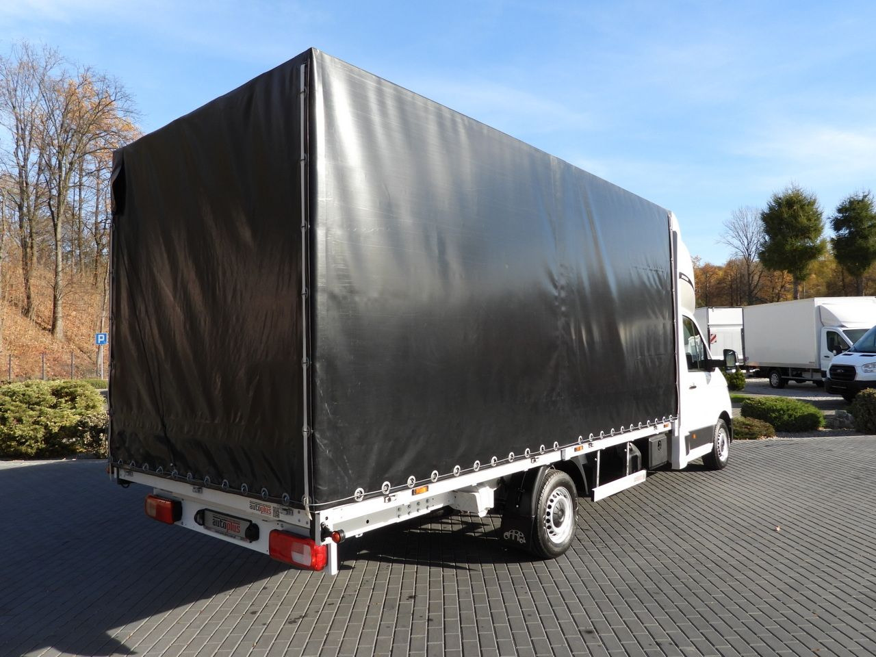 VOLKSWAGEN CRAFTER TARPAULIN 10 PALLETS WEBASTO CRUISE CONTROL LED LIGHTS 180HP - Plachtová dodávka: obrázok 3 VOLKSWAGEN CRAFTER TARPAULIN 10 PALLETS WEBASTO CRUISE CONTROL LED LIGHTS 180HP - Plachtová dodávka: obrázok 3