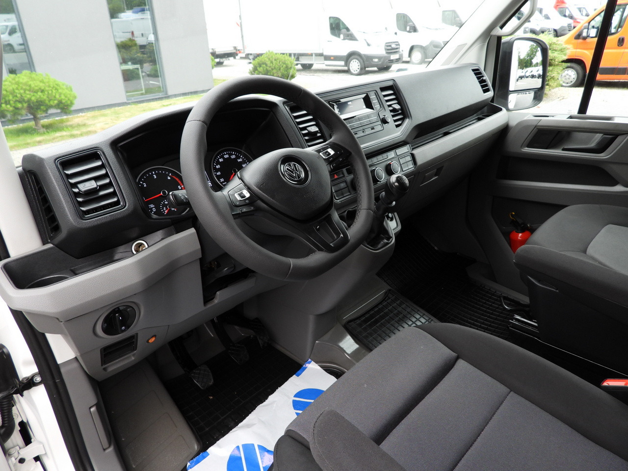 VOLKSWAGEN CRAFTER TARPAULIN 8 PALLETS WEBASTO CRUISE CONTROL LED LIGHTS AIR CONDITIONING 180HP - Plachtová dodávka: obrázok 2 VOLKSWAGEN CRAFTER TARPAULIN 8 PALLETS WEBASTO CRUISE CONTROL LED LIGHTS AIR CONDITIONING 180HP - Plachtová dodávka: obrázok 2