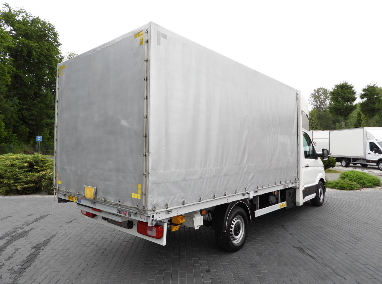 VOLKSWAGEN CRAFTER TARPAULIN 8 PALLETS WEBASTO CRUISE CONTROL LED LIGHTS AIR CONDITIONING 180HP - Plachtová dodávka: obrázok 3 VOLKSWAGEN CRAFTER TARPAULIN 8 PALLETS WEBASTO CRUISE CONTROL LED LIGHTS AIR CONDITIONING 180HP - Plachtová dodávka: obrázok 3