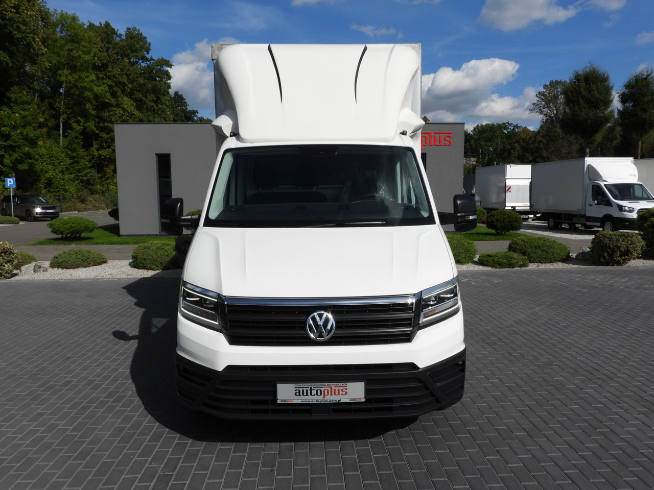 VOLKSWAGEN CRAFTER TARPAULIN LIFT 8 PALLETS CRUISE CONTROL LED LIGHTS TWIN WHEELS AIR CONDITIONING 180HP - Plachtová dodávka: obrázok 5 VOLKSWAGEN CRAFTER TARPAULIN LIFT 8 PALLETS CRUISE CONTROL LED LIGHTS TWIN WHEELS AIR CONDITIONING 180HP - Plachtová dodávka: obrázok 5