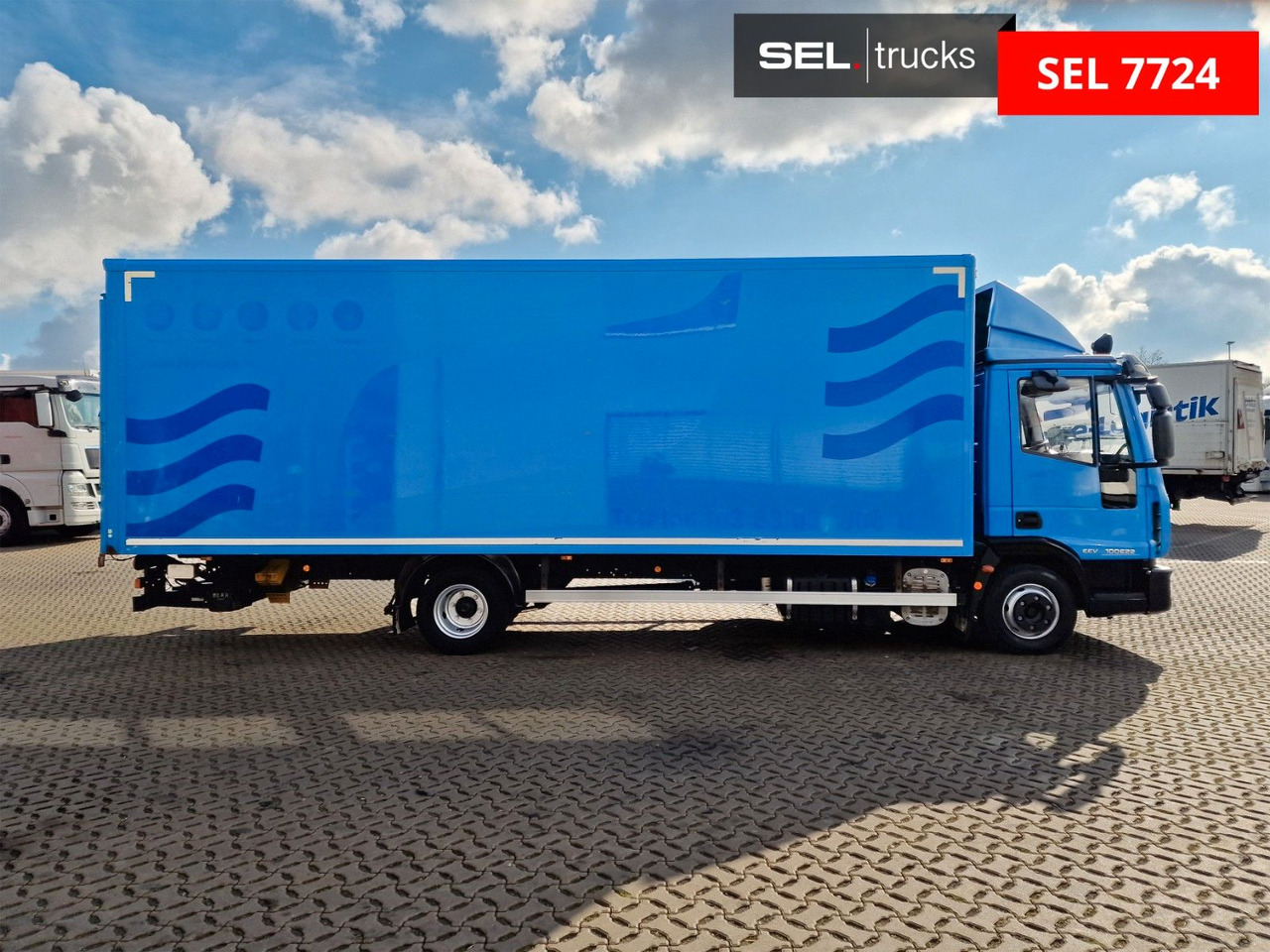 Iveco Eurocargo 100E22 / Ladebordwand / 3 Sitzen - Skříňový nákladní auto: obrázok 4 Iveco Eurocargo 100E22 / Ladebordwand / 3 Sitzen - Skříňový nákladní auto: obrázok 4