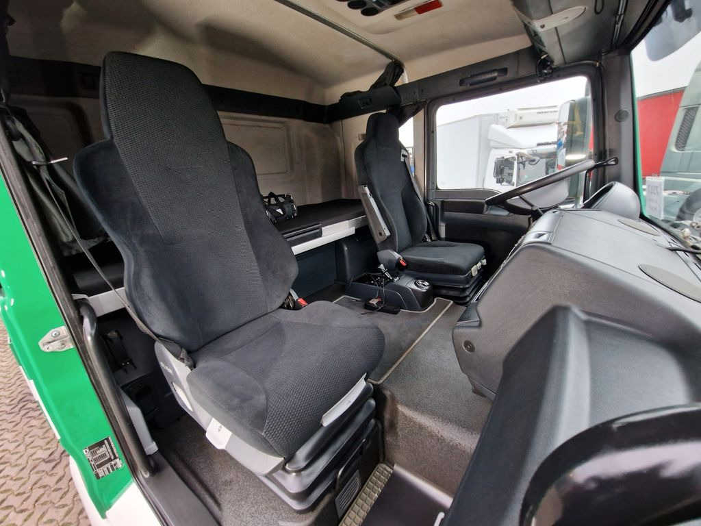 Auto s hydraulickou rukou MAN TGM 18.340 4X2 BL /Standklima/HIAB 144 GLAS MAN TGM 18.340 4X2 BL /Standklima/HIAB 144 GLAS: obrázok 18 Auto s hydraulickou rukou MAN TGM 18.340 4X2 BL /Standklima/HIAB 144 GLAS MAN TGM 18.340 4X2 BL /Standklima/HIAB 144 GLAS: obrázok 18