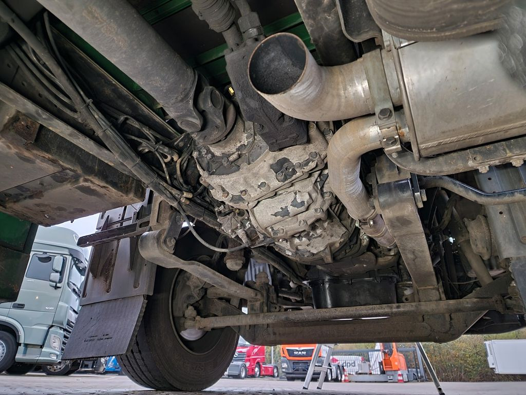 Auto s hydraulickou rukou MAN TGM 18.340 4X2 BL /Standklima/HIAB 144 GLAS MAN TGM 18.340 4X2 BL /Standklima/HIAB 144 GLAS: obrázok 12 Auto s hydraulickou rukou MAN TGM 18.340 4X2 BL /Standklima/HIAB 144 GLAS MAN TGM 18.340 4X2 BL /Standklima/HIAB 144 GLAS: obrázok 12