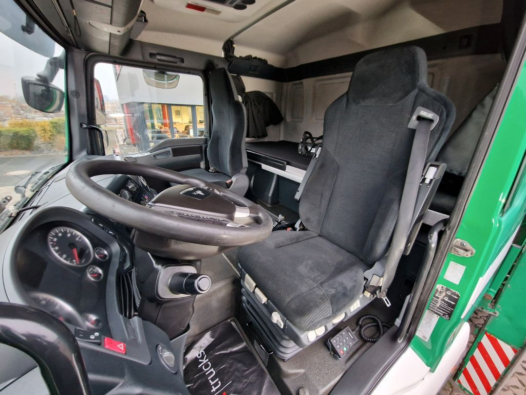 Auto s hydraulickou rukou MAN TGM 18.340 4X2 BL /Standklima/HIAB 144 GLAS MAN TGM 18.340 4X2 BL /Standklima/HIAB 144 GLAS: obrázok 16 Auto s hydraulickou rukou MAN TGM 18.340 4X2 BL /Standklima/HIAB 144 GLAS MAN TGM 18.340 4X2 BL /Standklima/HIAB 144 GLAS: obrázok 16