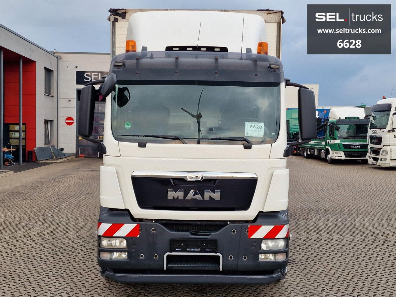 MAN TGS 26.360 / Palfinger PK 22002EH / Lenkachse MAN TGS 26.360 / Palfinger PK 22002EH / Lenkachse - Auto s hydraulickou rukou, Plachtové nákladné vozidlo: obrázok 4 MAN TGS 26.360 / Palfinger PK 22002EH / Lenkachse MAN TGS 26.360 / Palfinger PK 22002EH / Lenkachse - Auto s hydraulickou rukou, Plachtové nákladné vozidlo: obrázok 4