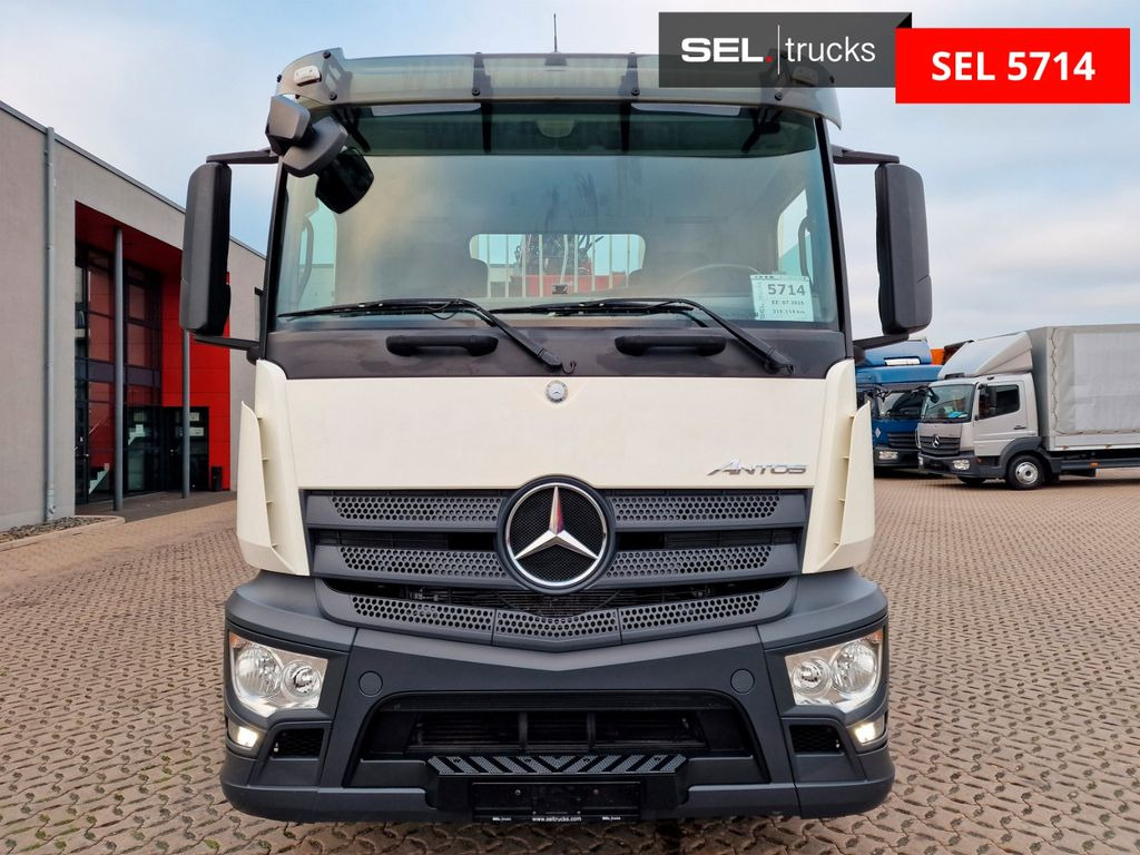 Mercedes-Benz Antos 1832 / MKG Kran Mercedes-Benz Antos 1832 / MKG Kran - Valníkový/ Plošinový nákladný automobil, Auto s hydraulickou rukou: obrázok 3 Mercedes-Benz Antos 1832 / MKG Kran Mercedes-Benz Antos 1832 / MKG Kran - Valníkový/ Plošinový nákladný automobil, Auto s hydraulickou rukou: obrázok 3