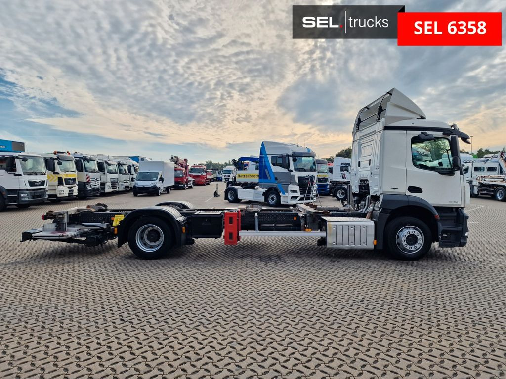 Mercedes-Benz Antos 1840 / Ladebordwand / Retarder - Kontejnérový podvozek/ Výměnná nástavba: obrázok 4 Mercedes-Benz Antos 1840 / Ladebordwand / Retarder - Kontejnérový podvozek/ Výměnná nástavba: obrázok 4