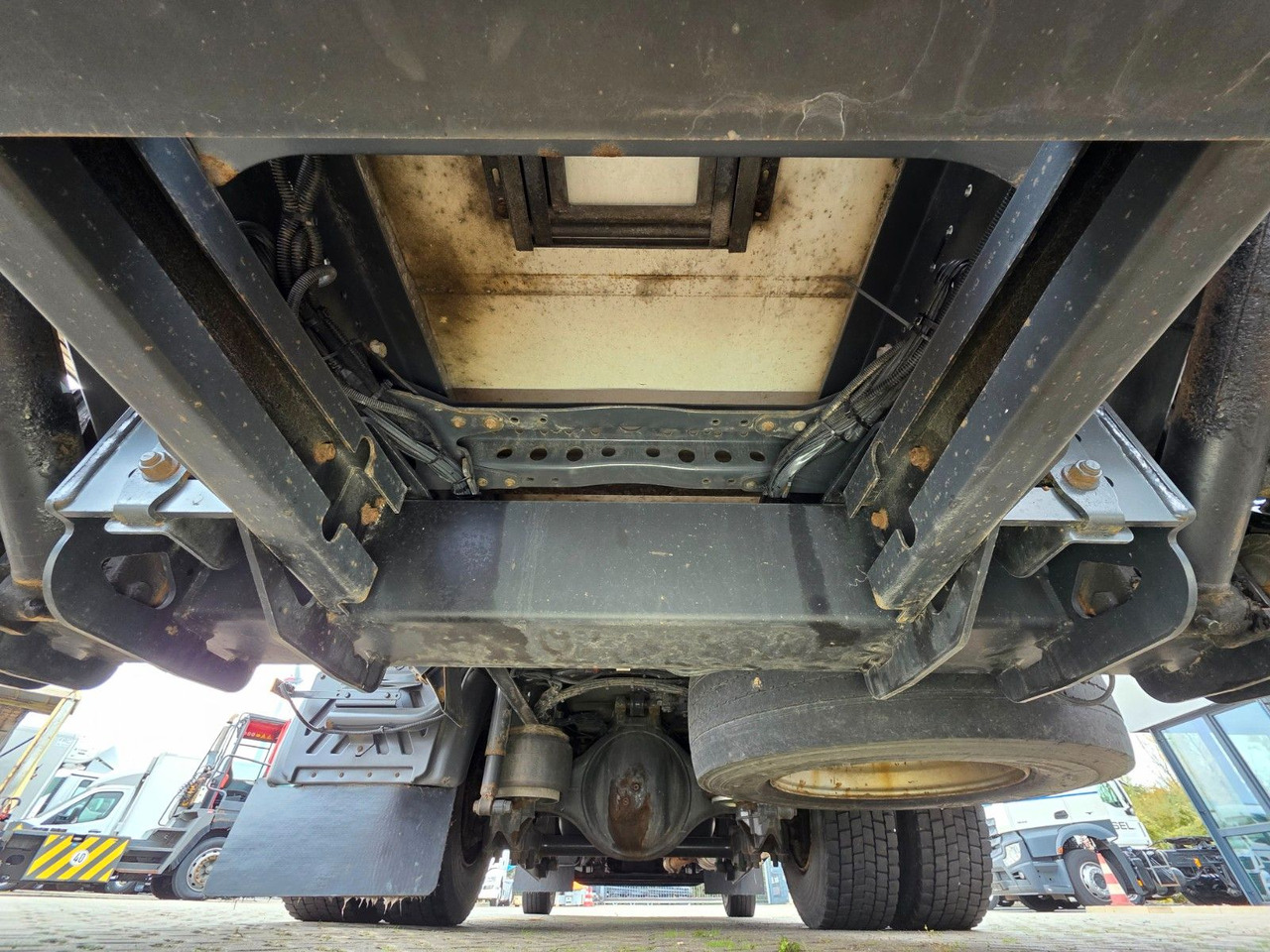 Chladirenské nákladné vozidlo Mercedes-Benz Atego 1523 / LBW / ROHRBAHN/ Carrier: obrázok 24 Chladirenské nákladné vozidlo Mercedes-Benz Atego 1523 / LBW / ROHRBAHN/ Carrier: obrázok 24