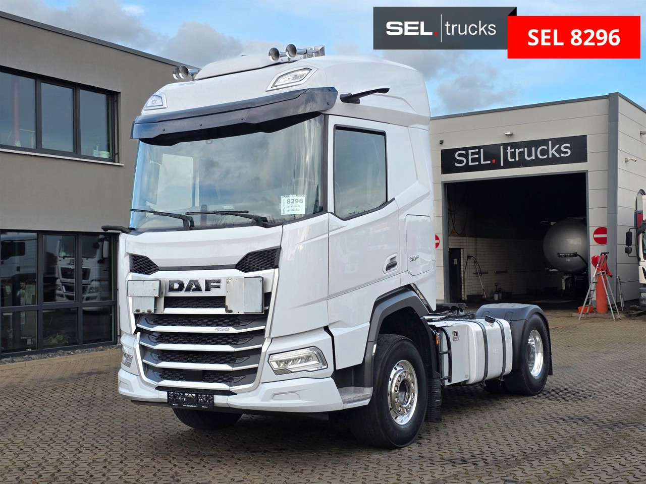 DAF XF 450 FT / PTO / Kipphydraulik / ADR / 6E - Ťahač: obrázok 1 DAF XF 450 FT / PTO / Kipphydraulik / ADR / 6E - Ťahač: obrázok 1