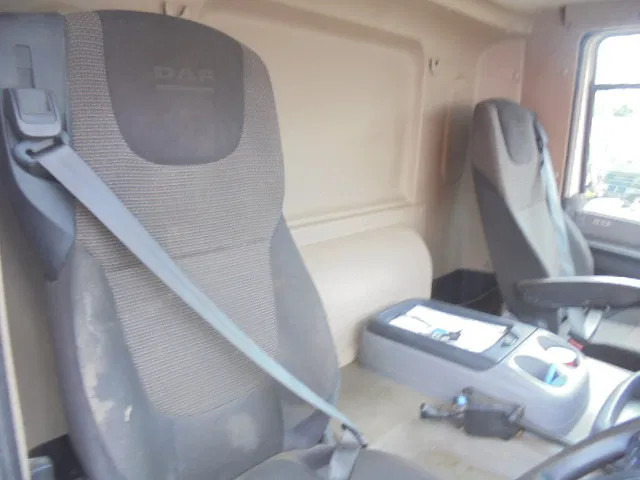 Sklápač, Auto s hydraulickou rukou DAF CF 370 8X4 + PALFINGER EPSILON: obrázok 13
