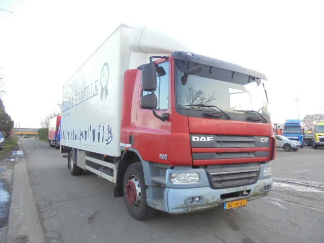 DAF CF 65.220 APK-TUV 08-2025 - Skříňový nákladní auto: obrázok 4 DAF CF 65.220 APK-TUV 08-2025 - Skříňový nákladní auto: obrázok 4