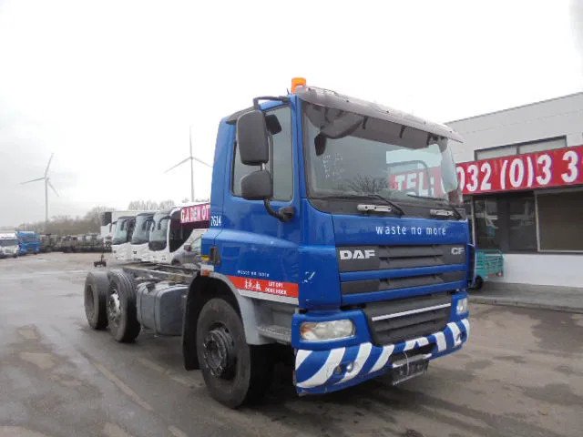 DAF CF 75.250 6X2 - Podvozek s kabinou: obrázok 3 DAF CF 75.250 6X2 - Podvozek s kabinou: obrázok 3