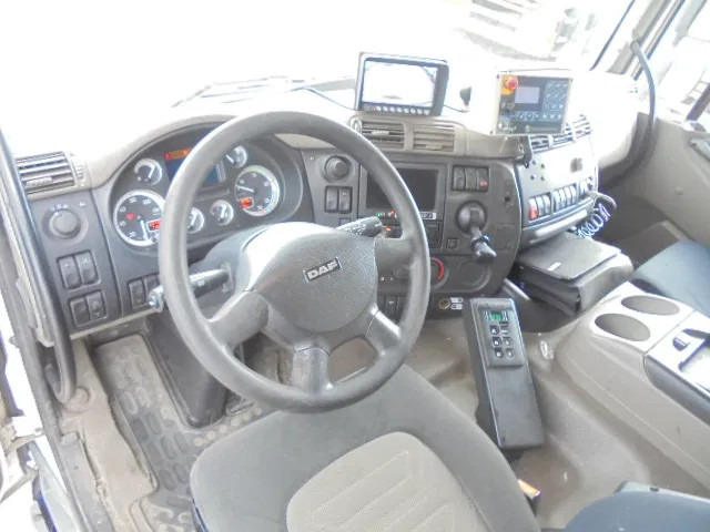DAF CF 75.250 6X2 - Auto na odvoz odpadu: obrázok 5 DAF CF 75.250 6X2 - Auto na odvoz odpadu: obrázok 5
