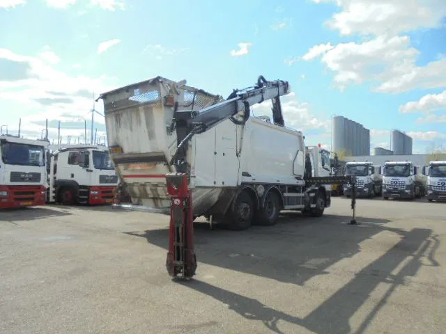 DAF FAN CF75-250 6X2 - Auto na odvoz odpadu: obrázok 4 DAF FAN CF75-250 6X2 - Auto na odvoz odpadu: obrázok 4