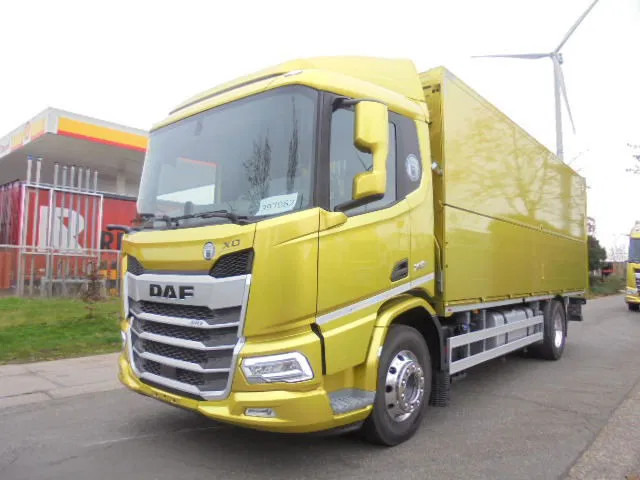 DAF XD 370 FA DEMO MET FABRIEKS GARANTIE NL TRUCK - Skříňový nákladní auto: obrázok 2 DAF XD 370 FA DEMO MET FABRIEKS GARANTIE NL TRUCK - Skříňový nákladní auto: obrázok 2