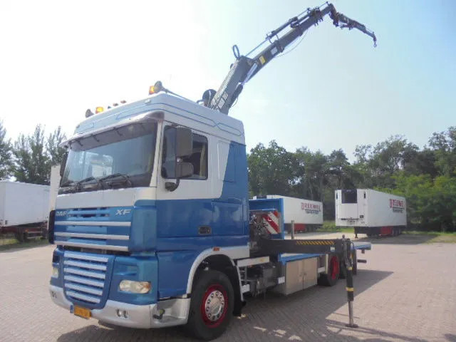 DAF XF 105 XF105 NL TRUCK - Auto s hydraulickou rukou: obrázok 1 DAF XF 105 XF105 NL TRUCK - Auto s hydraulickou rukou: obrázok 1