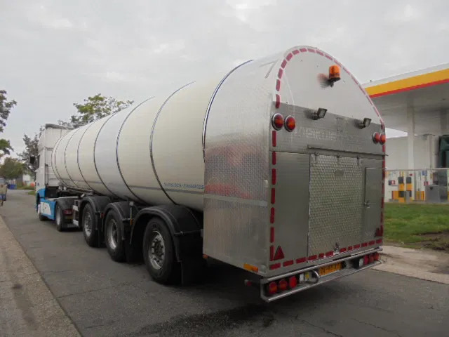 DAF XF 440 SSC RETARDER - Cisternové vozidlo: obrázok 5 DAF XF 440 SSC RETARDER - Cisternové vozidlo: obrázok 5