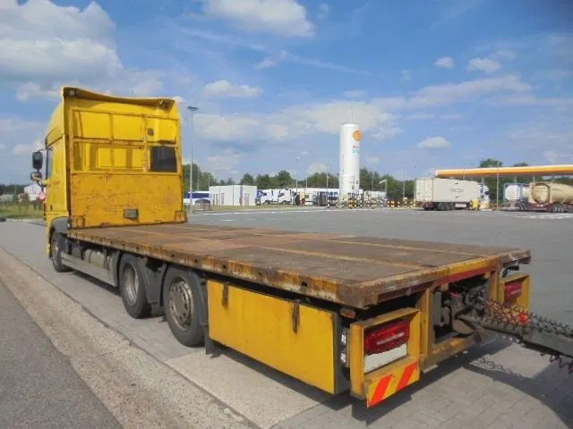 DAF XF 510 FAR 6X2 - Valníkový/ Plošinový nákladný automobil: obrázok 5 DAF XF 510 FAR 6X2 - Valníkový/ Plošinový nákladný automobil: obrázok 5