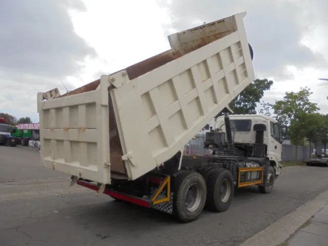 Diversen FOTON DAIMLER TX 3234 6X4 10 IN STOCK FOTON DAIMLER TX 3234 6X4 TAX FREE - Sklápač: obrázok 5 Diversen FOTON DAIMLER TX 3234 6X4 10 IN STOCK FOTON DAIMLER TX 3234 6X4 TAX FREE - Sklápač: obrázok 5