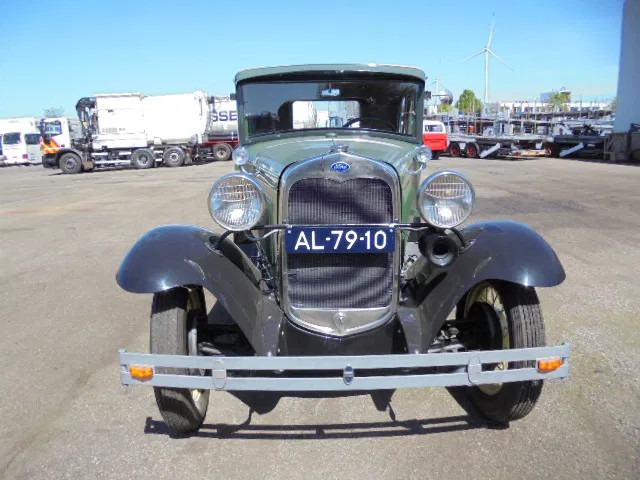 Ford A COUPE A COUPE - Automobil: obrázok 2 Ford A COUPE A COUPE - Automobil: obrázok 2