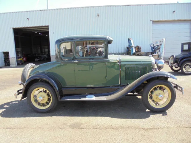 Ford A COUPE A COUPE - Automobil: obrázok 4 Ford A COUPE A COUPE - Automobil: obrázok 4