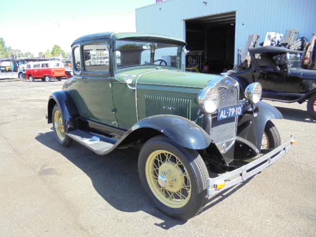 Ford A COUPE A COUPE - Automobil: obrázok 3 Ford A COUPE A COUPE - Automobil: obrázok 3