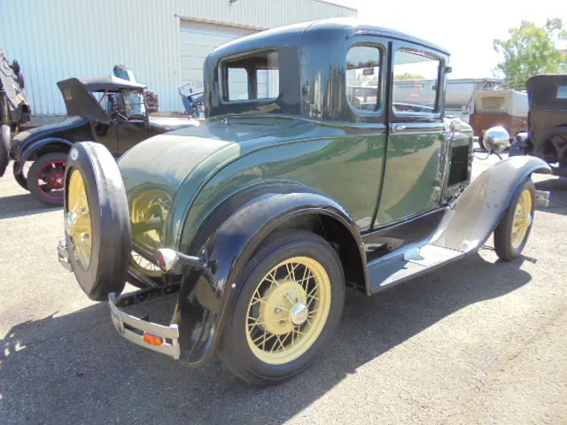 Ford A COUPE A COUPE - Automobil: obrázok 5 Ford A COUPE A COUPE - Automobil: obrázok 5