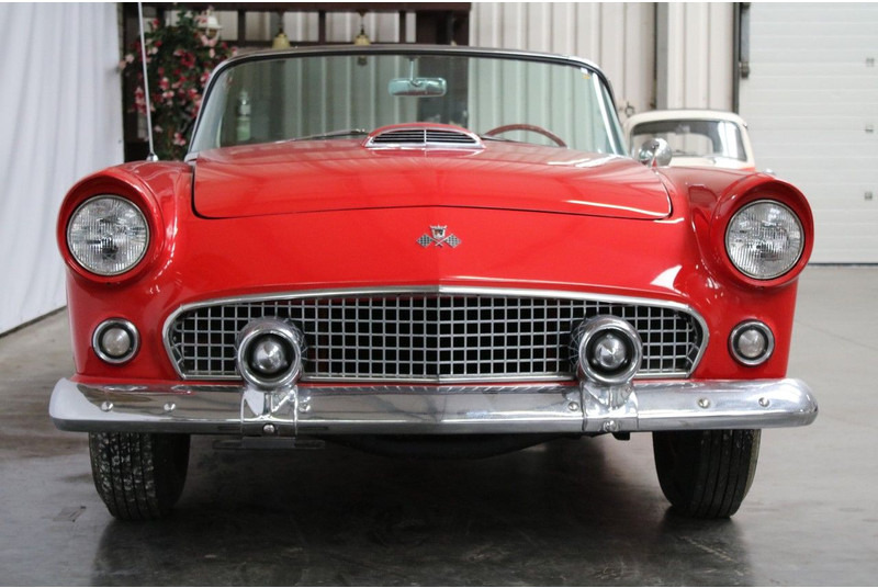 Ford Thunderbird V8 - Automobil: obrázok 4 Ford Thunderbird V8 - Automobil: obrázok 4