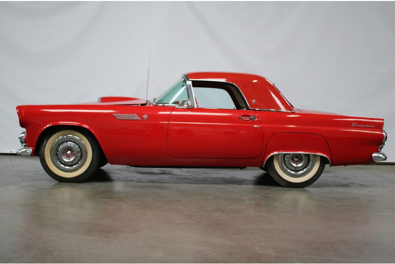 Ford Thunderbird V8 - Automobil: obrázok 2 Ford Thunderbird V8 - Automobil: obrázok 2