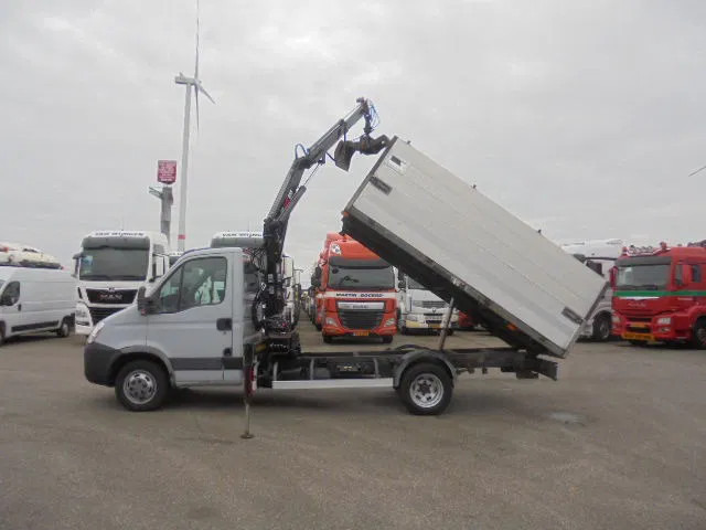 Iveco Daily 50 C18 NL TRUCK - Sklápač, Auto s hydraulickou rukou: obrázok 2 Iveco Daily 50 C18 NL TRUCK - Sklápač, Auto s hydraulickou rukou: obrázok 2
