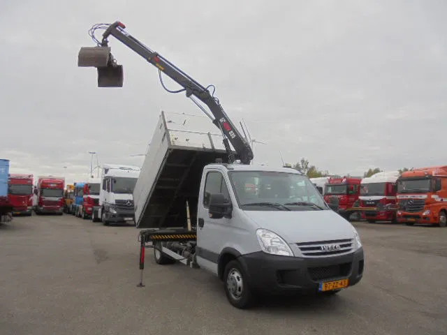 Iveco Daily 50 C18 NL TRUCK - Sklápač, Auto s hydraulickou rukou: obrázok 4 Iveco Daily 50 C18 NL TRUCK - Sklápač, Auto s hydraulickou rukou: obrázok 4