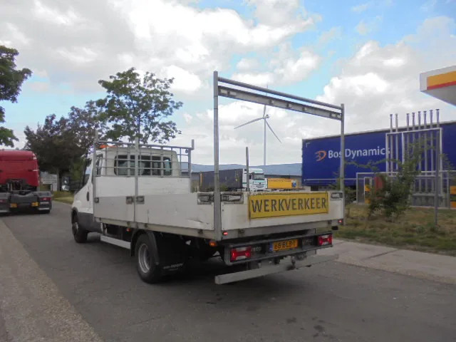 Iveco Daily 70 C18 + APK TOT 19-07-2026 - Valníkový/ Plošinový nákladný automobil: obrázok 5 Iveco Daily 70 C18 + APK TOT 19-07-2026 - Valníkový/ Plošinový nákladný automobil: obrázok 5