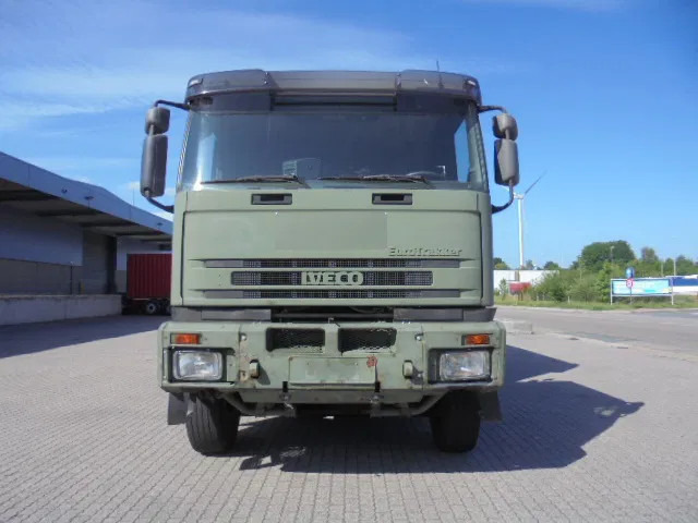 Iveco Eurotrakker 410 E37H - Hákový nosič kontajnerov: obrázok 2 Iveco Eurotrakker 410 E37H - Hákový nosič kontajnerov: obrázok 2