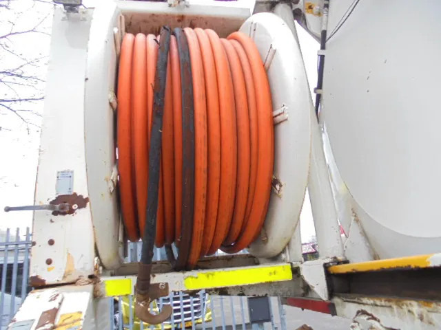 Fekálne vozidlo MAN TGA 26.400 6X4 Manual: obrázok 8