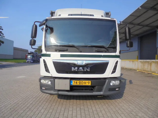MAN TGL 10-180 - Skříňový nákladní auto: obrázok 2 MAN TGL 10-180 - Skříňový nákladní auto: obrázok 2